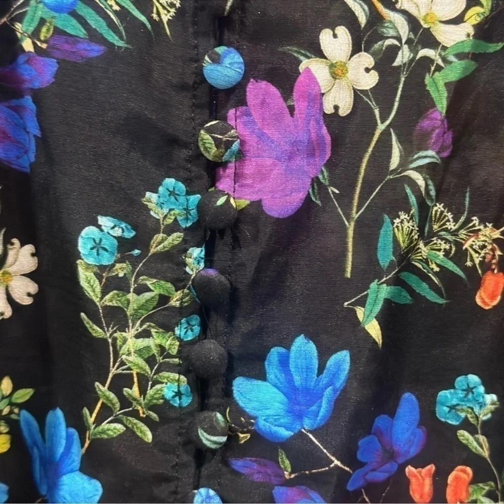Alice & Olivia llan Silk Floral Long Sleeve button-down, semi sheer blouse Small_4
